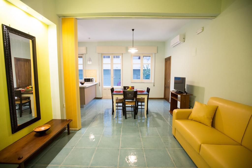 Ferienwohnung Il Nido Del Sole Cefalù Zimmer foto